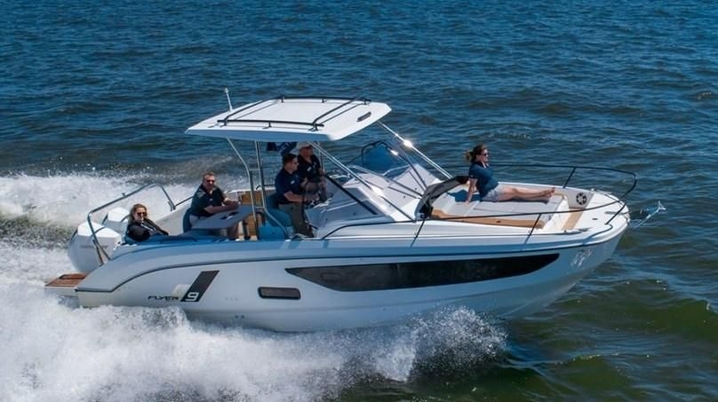 Beneteau Flayer 8 mieten auf der Insel Krk