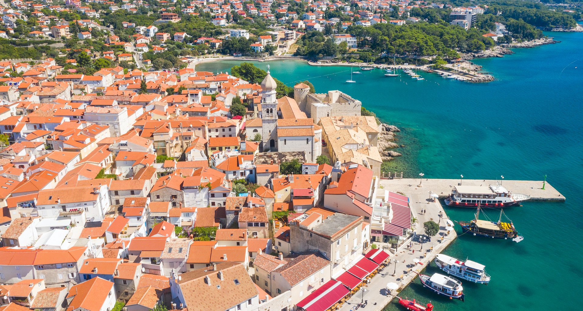 Stadt Krk, Drohne, Kultur, luxusvilla-kaufen-krk-pool